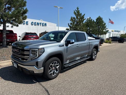 Used 2024 GMC Sierra 1500 SLT w/ SLT Premium Plus Package AWD/4WD image 3