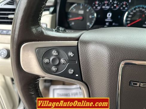 Used 2018 GMC Yukon Denali w/ Open Road Package AWD/4WD image 35