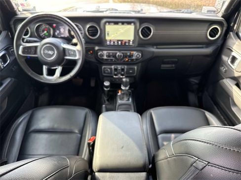 Used 2021 Jeep Wrangler Unlimited Sahara w/ Cold Weather Group image 19