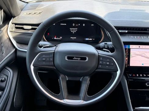 New 2026 Jeep Grand Cherokee Limited AWD/4WD image 39