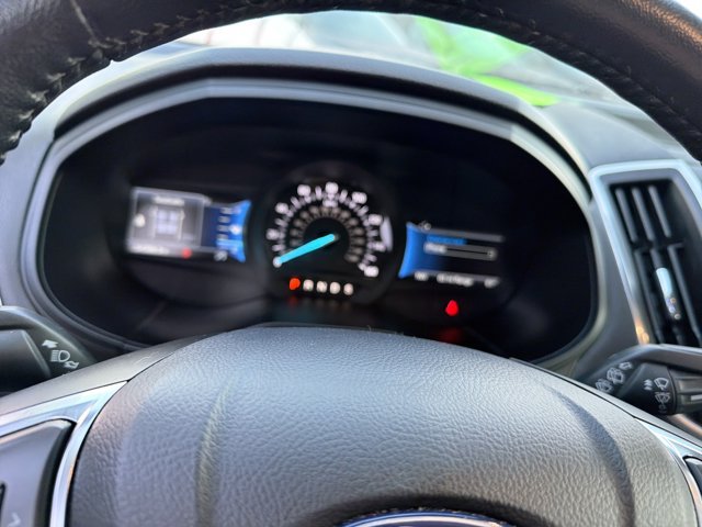 Used 2023 Ford Edge Titanium AWD/4WD image 19