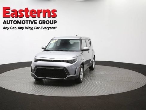Used 2025 Kia Soul LX w/ LX Technology Package FWD image 52