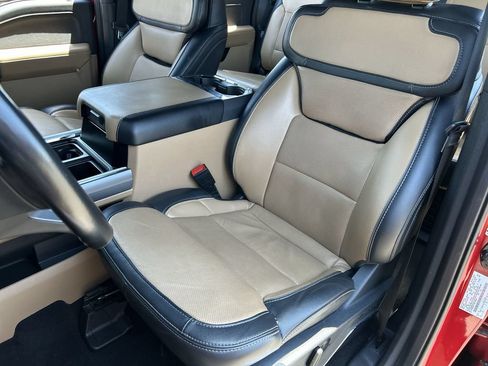 Used 2023 Ford F250 Lariat w/ Lariat Ultimate Package AWD/4WD image 20