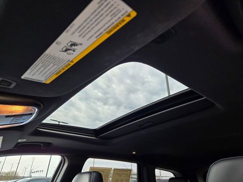 Used 2020 Jeep Grand Cherokee Limited image 28