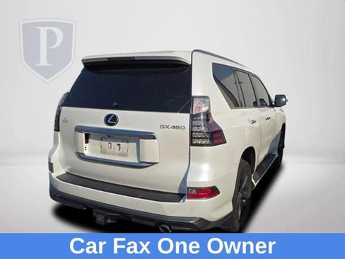 Used 2023 Lexus GX 460 Premium w/ Accessory Package AWD/4WD image 5
