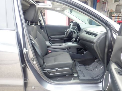 Used 2017 Honda HR-V EX image 24