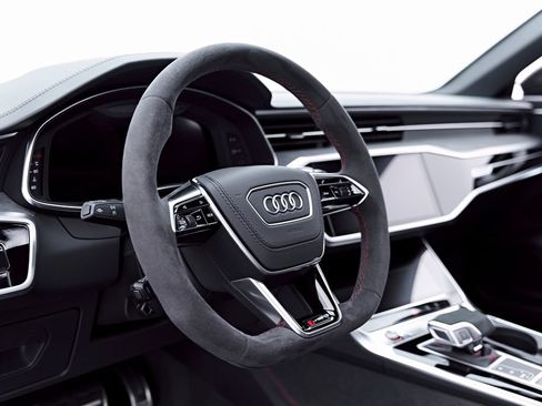 Used 2025 Audi RS 6 performance AWD/4WD image 65