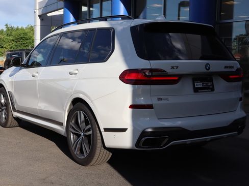 Used 2020 BMW X7 M50i w/ Executive Package AWD/4WD image 3