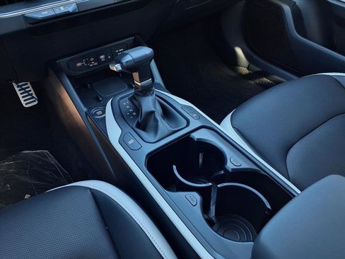 New 2025 Kia K4 GT-Line Turbo image 9