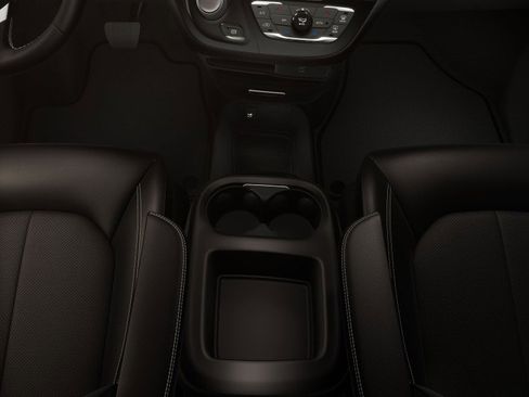 New 2026 Chrysler Pacifica Select image 4