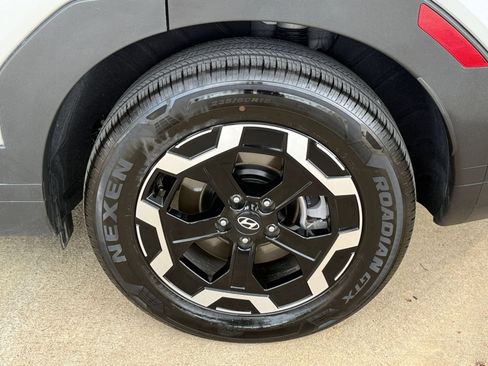 Used 2026 Hyundai Santa Fe SEL FWD image 32