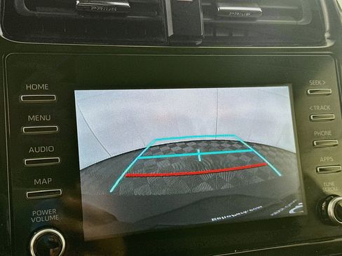 Used 2020 Toyota Prius LE FWD image 21