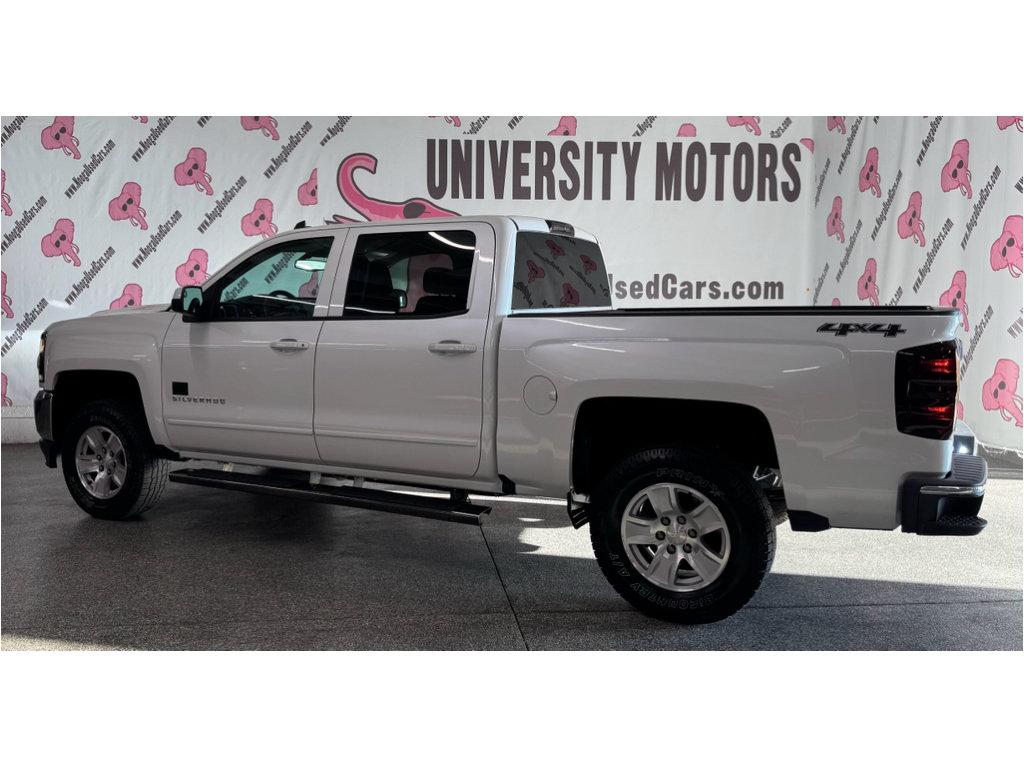 Used 2018 Chevrolet Silverado 1500 LT w/ LT Convenience Package AWD/4WD image 13