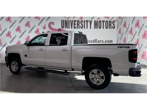 Used 2018 Chevrolet Silverado 1500 LT w/ LT Convenience Package AWD/4WD image 13