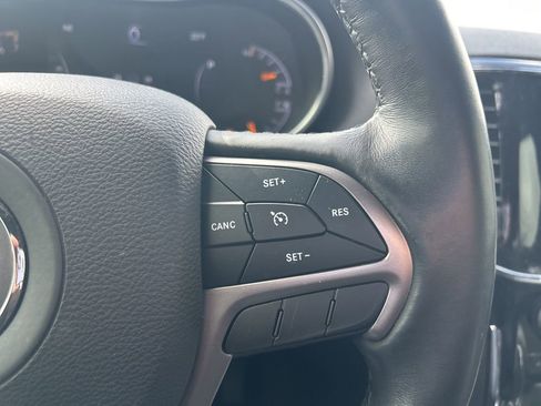 Used 2019 Jeep Grand Cherokee Altitude image 7