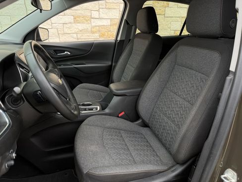 Used 2023 Chevrolet Equinox LT FWD image 24