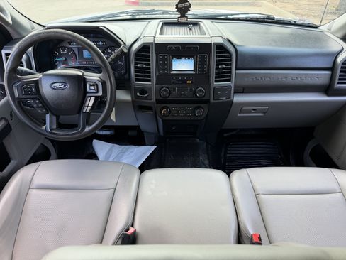 Used 2020 Ford F250 XL w/ Power Equipment Group RWD image 21