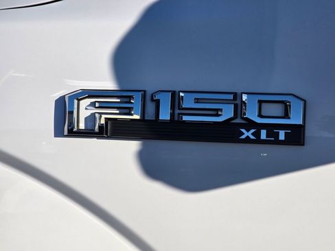 Used 2016 Ford F150 XLT w/ Equipment Group 302A Luxury image 14