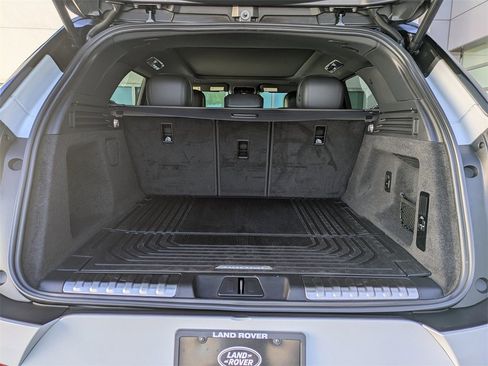 Used 2025 Land Rover Range Rover Sport Dynamic SE image 13