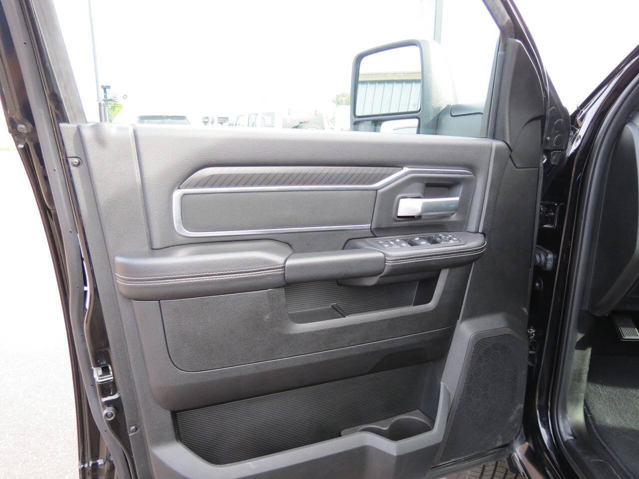 Used 2026 RAM 2500 Big Horn AWD/4WD image 10