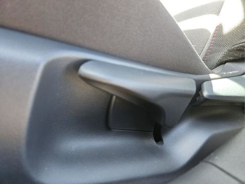 Used 2026 Toyota Prius Plug-In Hybrid image 17