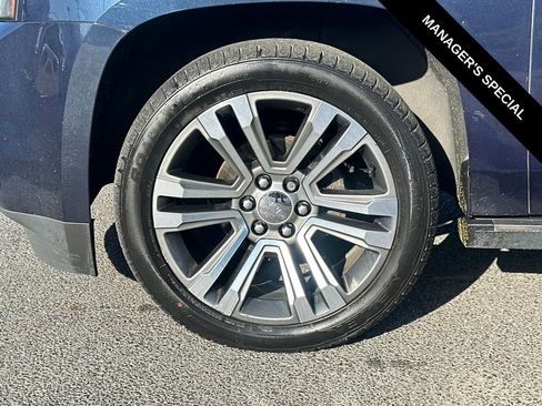 Used 2019 GMC Yukon Denali w/ Denali Ultimate Package image 10