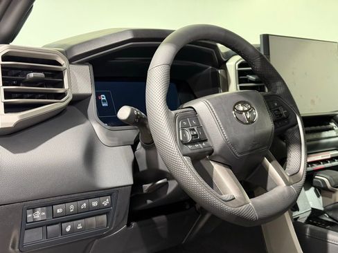 New 2026 Toyota Tundra Limited AWD/4WD image 16