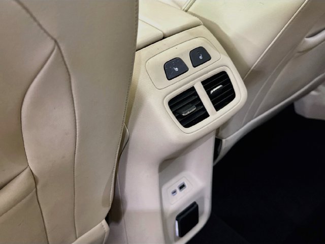 Used 2022 Buick Envision Avenir w/ Technology Package II FWD image 27