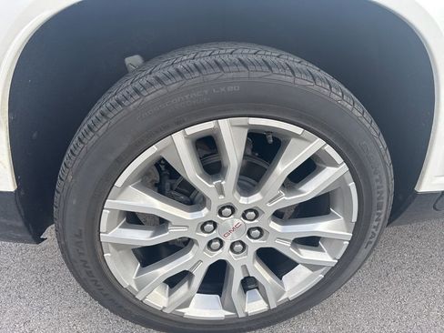 Used 2024 GMC Acadia Denali w/ Super Cruise Package FWD image 5