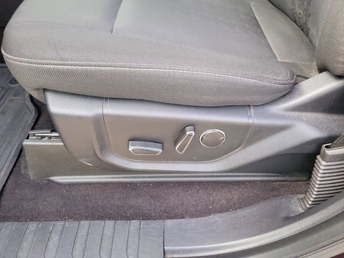 Used 2018 Ford F150 XLT w/ Equipment Group 302A Luxury image 13