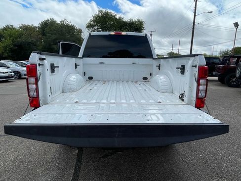 Used 2022 Ford F250 XLT w/ XLT Premium Package image 9