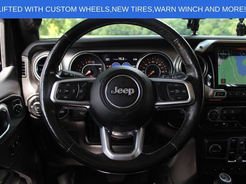 Used 2019 Jeep Wrangler Unlimited Sahara w/ Cold Weather Group AWD/4WD image 15