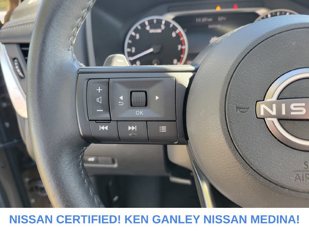 Certified 2024 Nissan Rogue SV w/ SV Premium Package AWD/4WD image 32