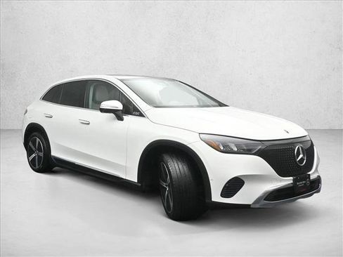 Certified 2023 Mercedes-Benz EQE 350+ 4MATIC SUV image 4