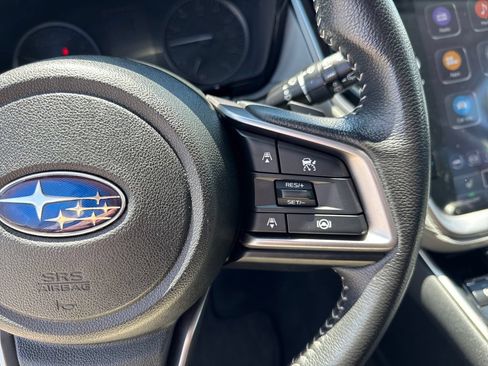Used 2025 Subaru Outback Premium AWD/4WD image 27