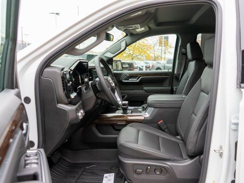 New 2026 GMC Sierra 1500 Elevation w/ Elevation Premium Package image 11