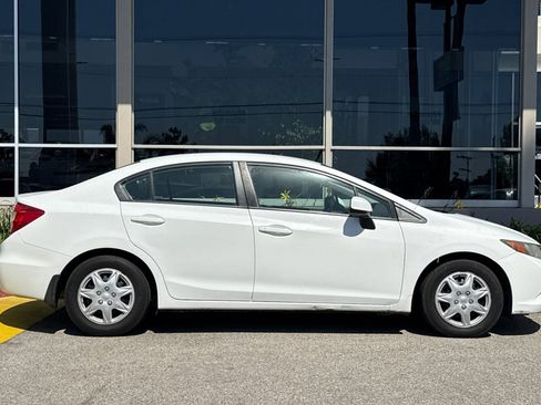 Used 2012 Honda Civic LX image 4