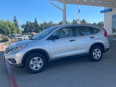 Used 2016 Honda CR-V LX image 1