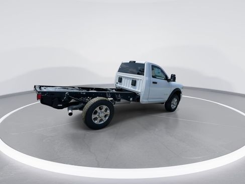 New 2025 RAM 3500 Big Horn image 9