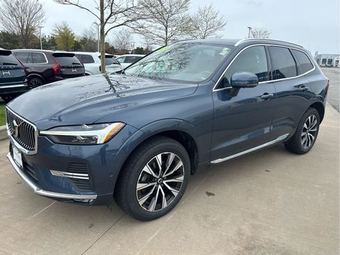 Used 2023 Volvo XC60 B5 Plus AWD/4WD image 31