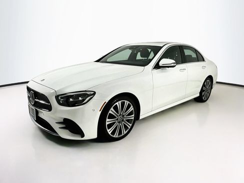 Used 2023 Mercedes-Benz E 350 Sedan image 3