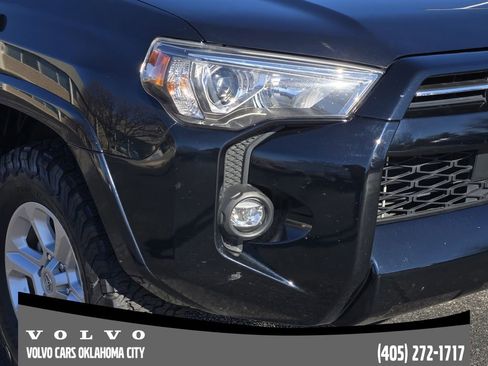 Used 2021 Toyota 4Runner SR5 image 7