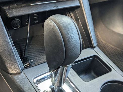 Used 2018 Subaru Outback 2.5i Premium image 5