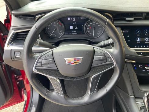 Certified 2021 Cadillac XT5 Premium Luxury FWD image 15