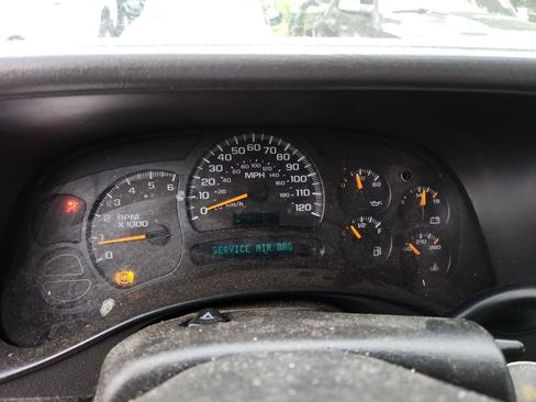 Used 2003 GMC Yukon SLT w/ 1SD Preferred Equipment Group AWD/4WD image 9