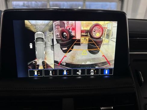 Certified 2022 Chevrolet Tahoe High Country w/ Max Trailering Package image 15