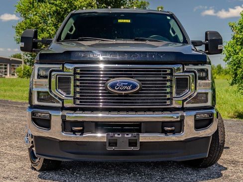 Used 2021 Ford F350 Lariat w/ Lariat Ultimate Package AWD/4WD image 3