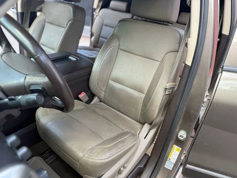 Used 2015 Chevrolet Silverado 2500 LTZ w/ LTZ Plus Package image 22