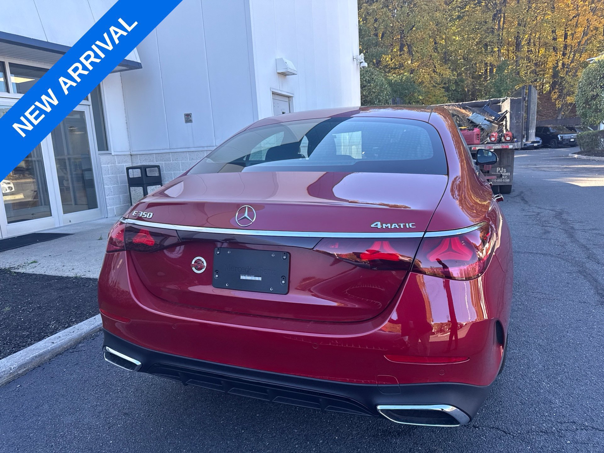 Used 2026 Mercedes-Benz E 350 4MATIC Sedan image 3