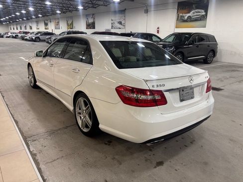 Used 2013 Mercedes-Benz E 350 4MATIC Sedan image 4